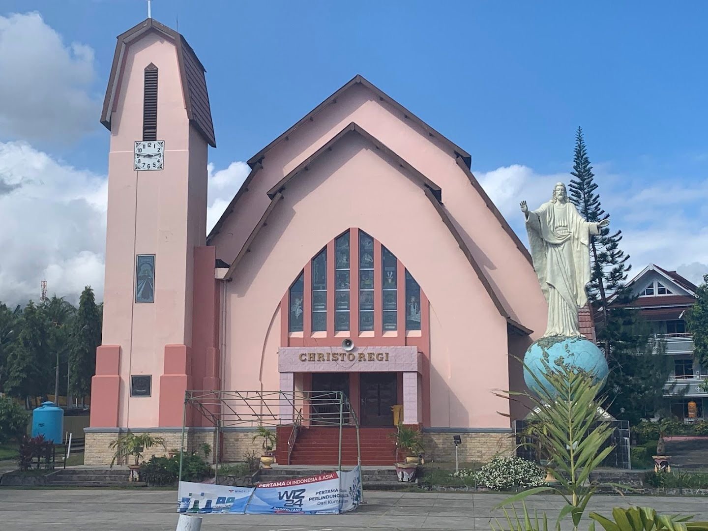 Foto della chiesa Christ the King Cathedral – Ende