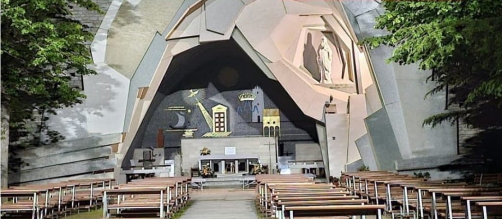 Foto della chiesa Santuario N.S. di Lourdes - Forno di Coazze