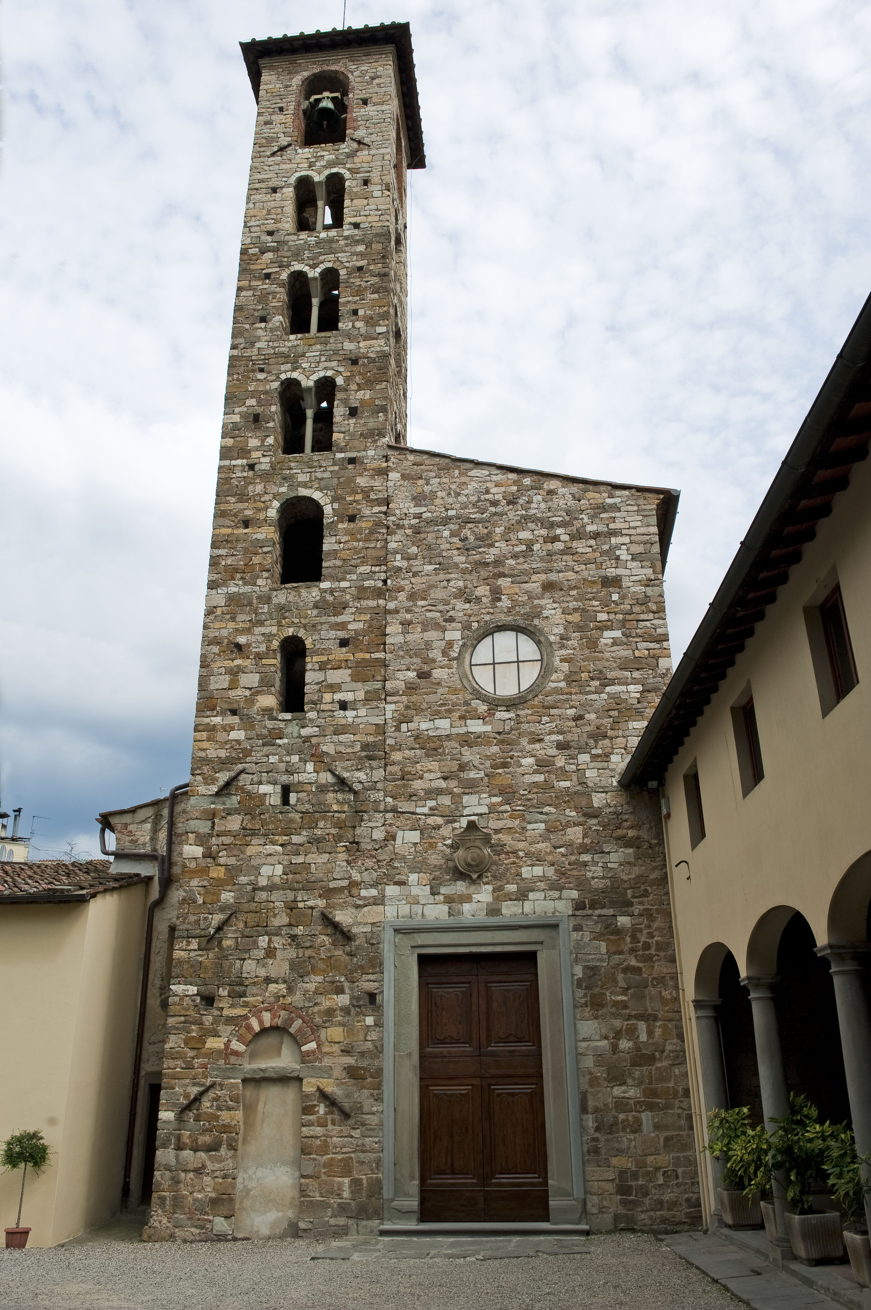 Foto della chiesa Pieve di San Giovanni Battista a Rèmole - Pontassieve