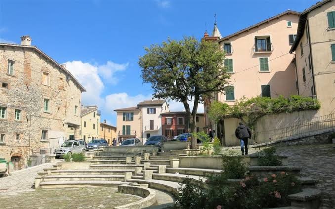 Foto della chiesa Anfiteatro - Pennabilli